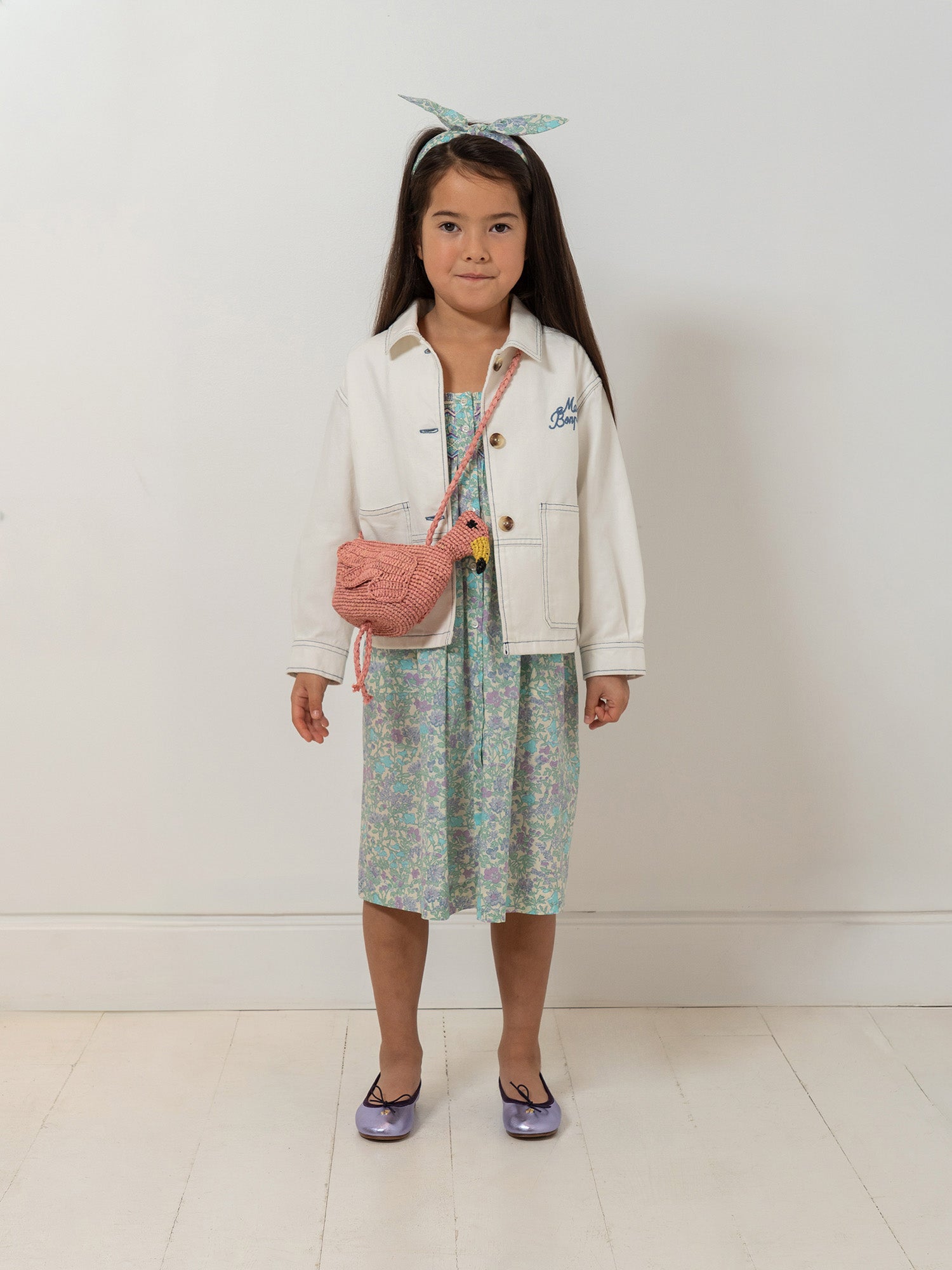 Blouson en jean en coton biologique avec surpiqûres contrastantes