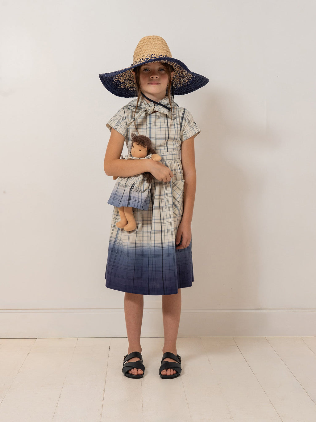 robe à carreaux et teinte par-dessus