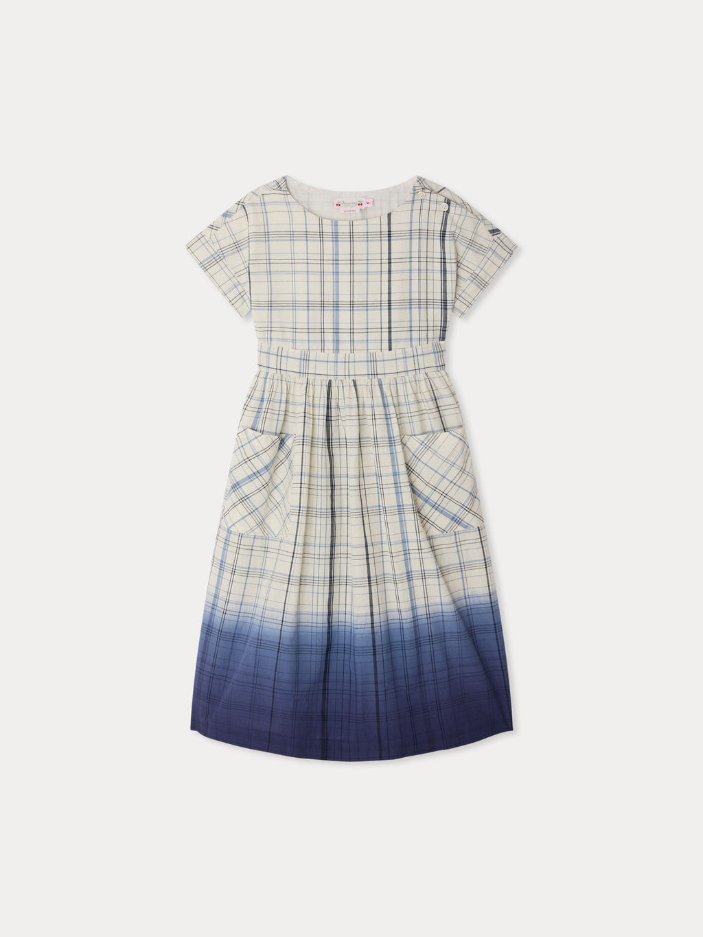 robe à carreaux et teinte par-dessus