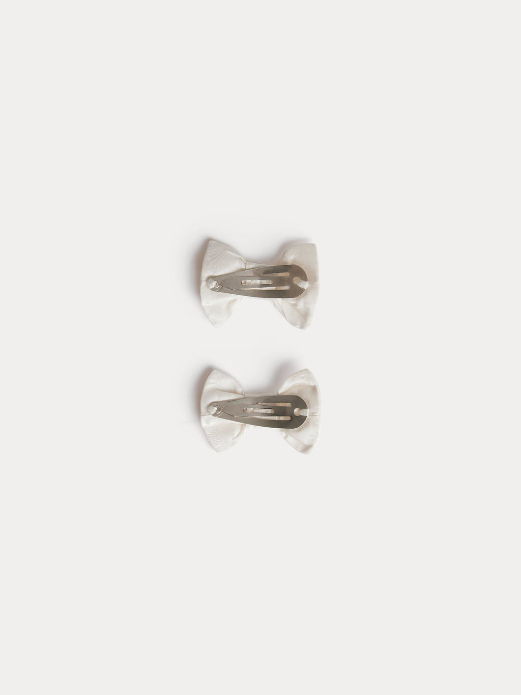 barrettes en soie blanche