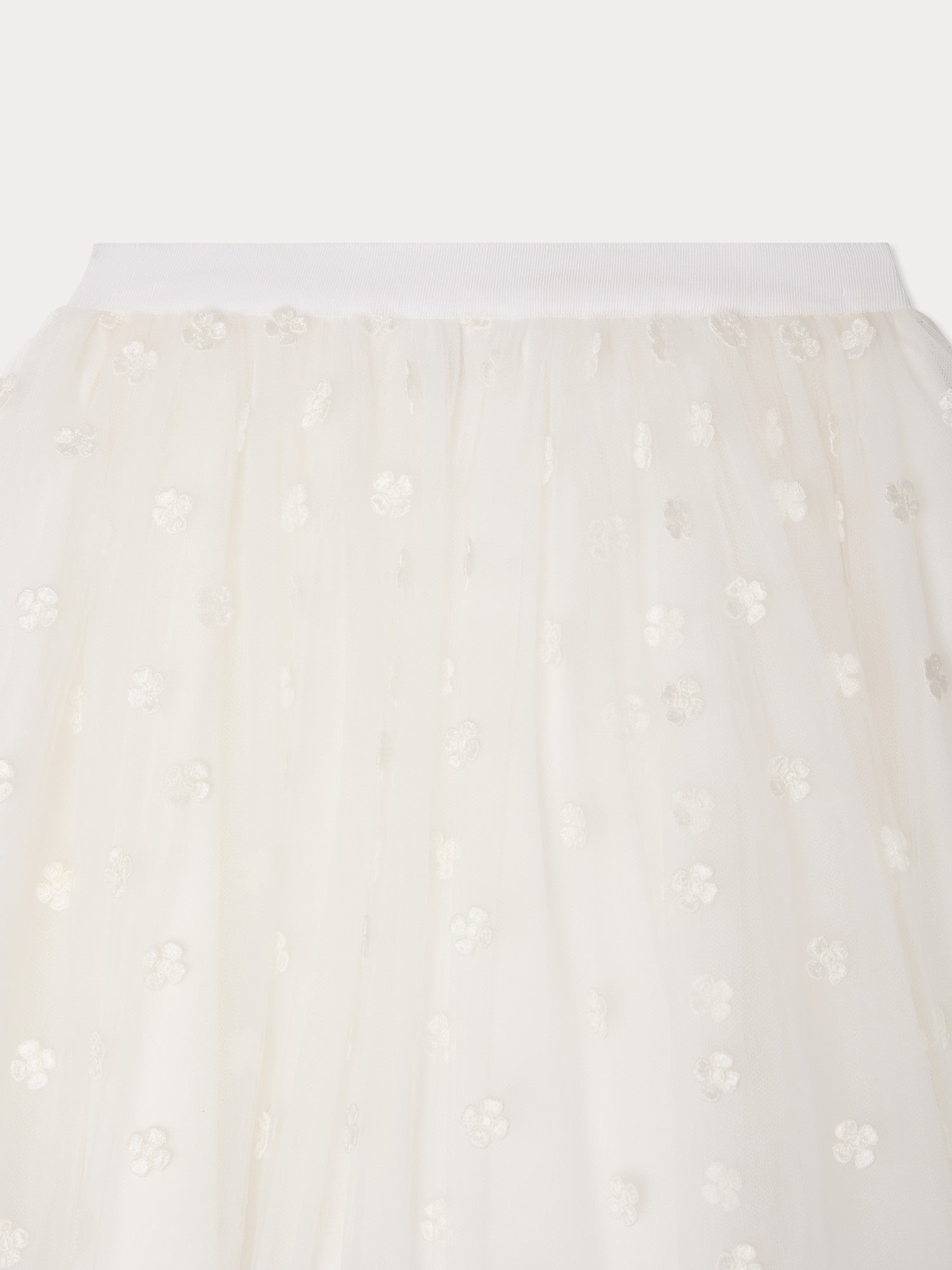 jupe en tulle brodé avec fleurs