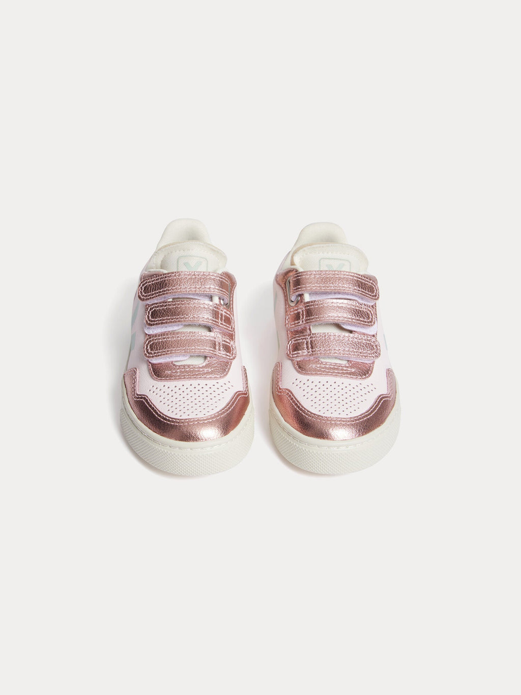 Baskets roses pour enfants